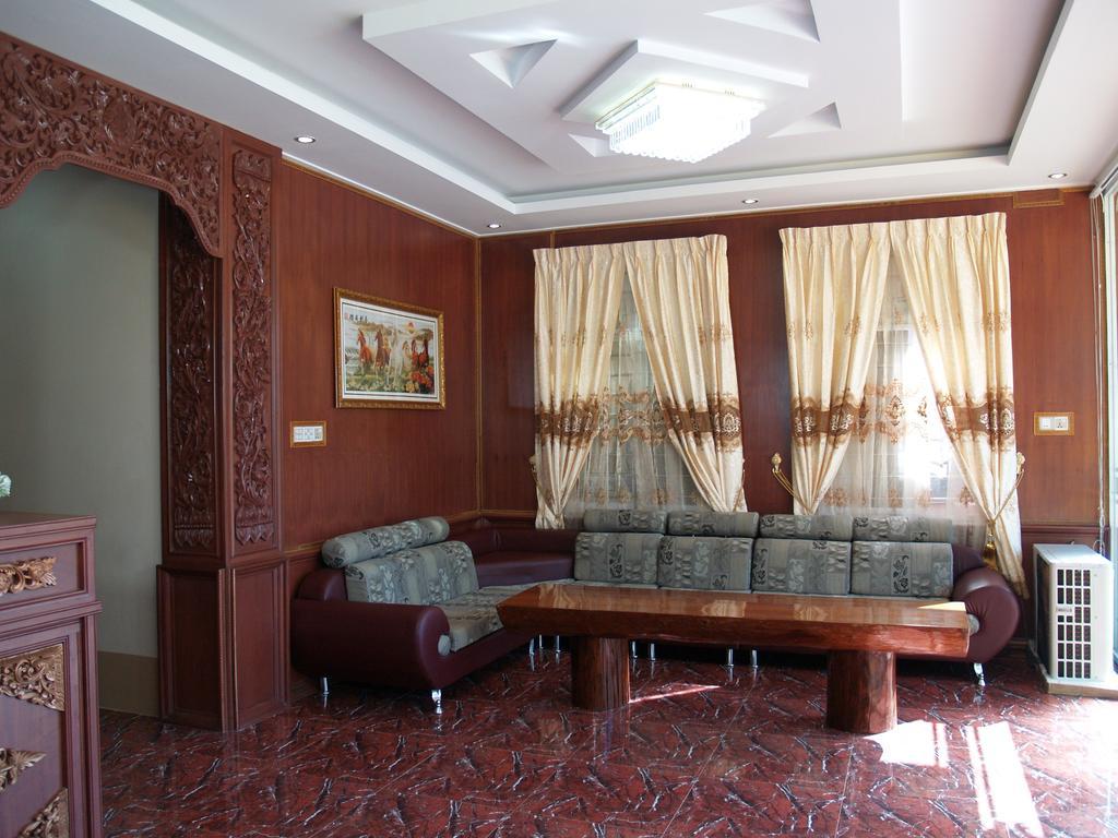 Nice Dream Hotel Mandalay Extérieur photo
